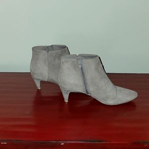 Old Navy suede zipper booties, Grey Taupe, size 8